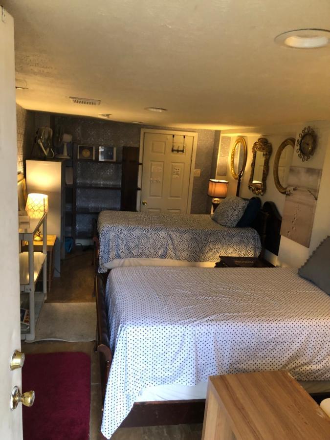 Highland Park Guest house *