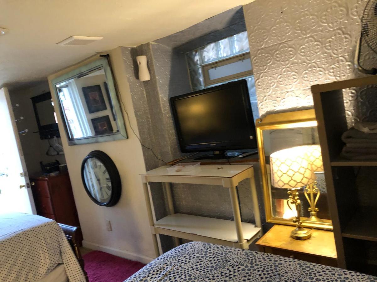 Guest house Highland Park Pittsburgh